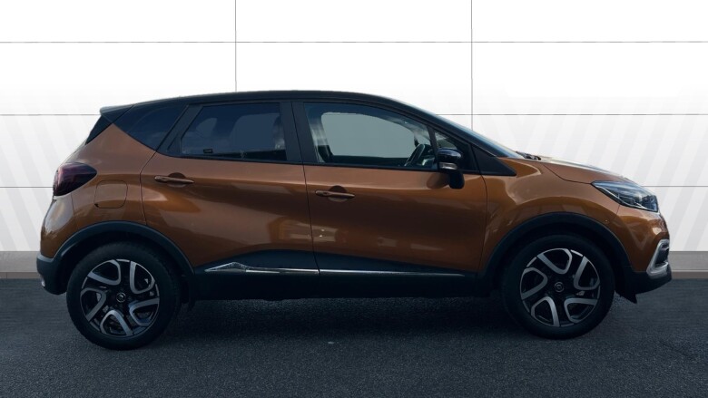 Renault Captur 0.9 TCE 90 Iconic 5dr Petrol Hatchback
